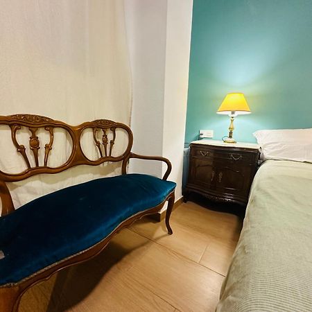 Mirador 1 Del Mercado Central - Habitacion Con Bano Privado En El Centro De La Ciudad Vella Valencia Luaran gambar