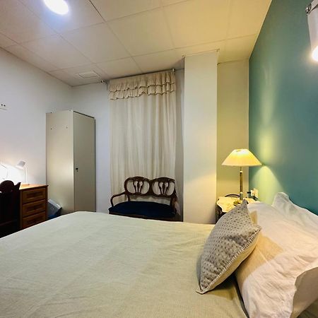 Mirador 1 Del Mercado Central - Habitacion Con Bano Privado En El Centro De La Ciudad Vella Valencia Luaran gambar