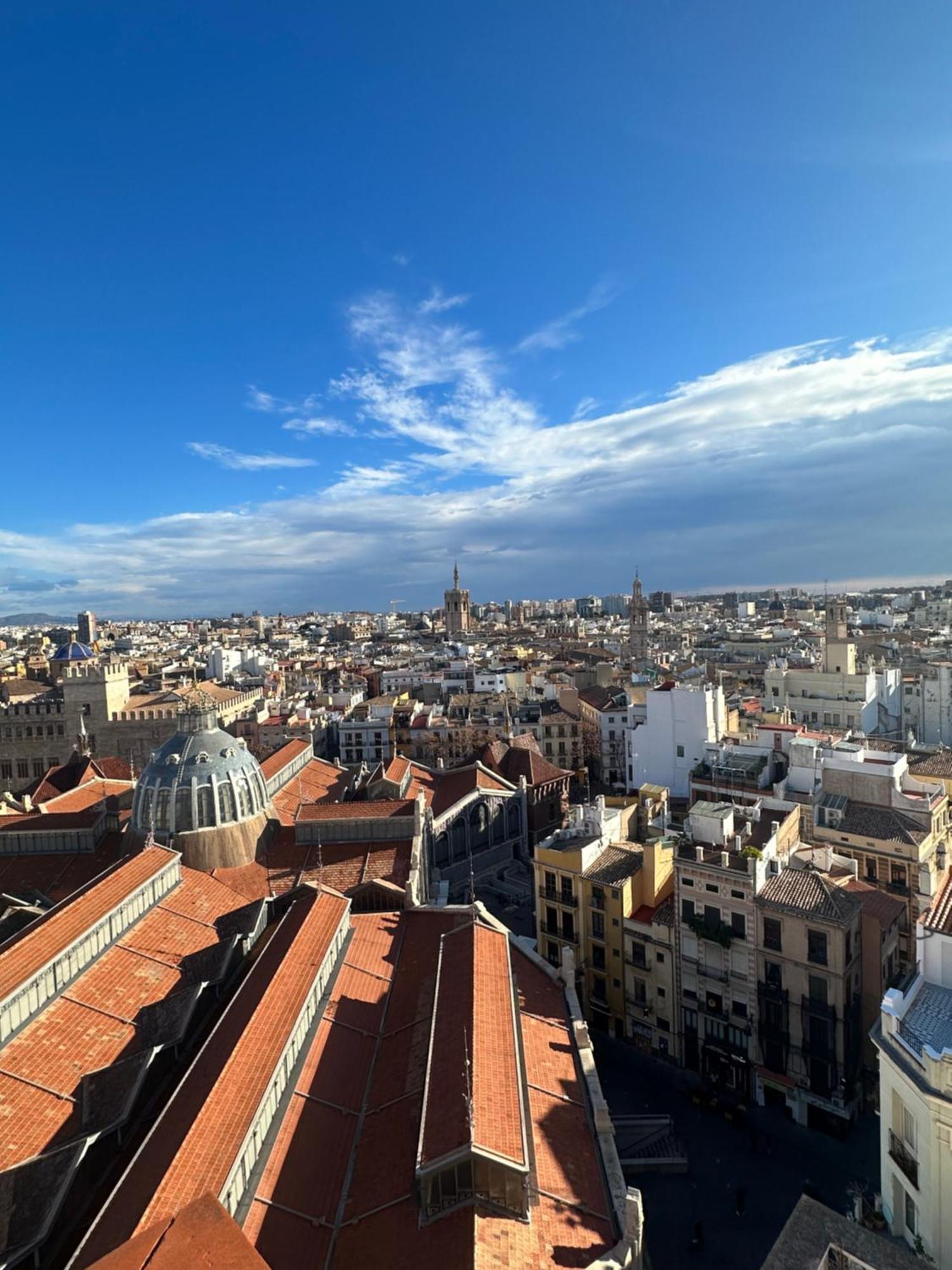 Mirador 1 Del Mercado Central - Habitacion Con Bano Privado En El Centro De La Ciudad Vella Valencia Luaran gambar