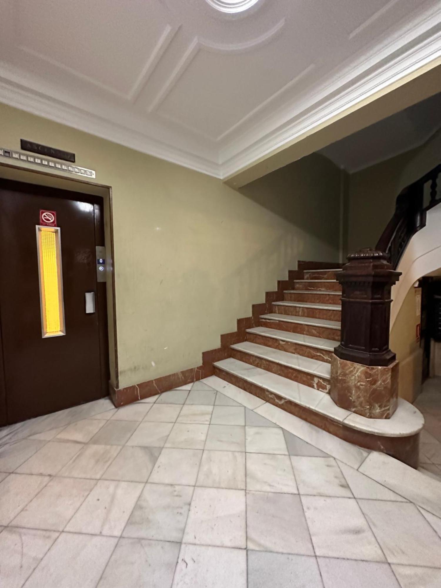 Mirador 1 Del Mercado Central - Habitacion Con Bano Privado En El Centro De La Ciudad Vella Valencia Luaran gambar