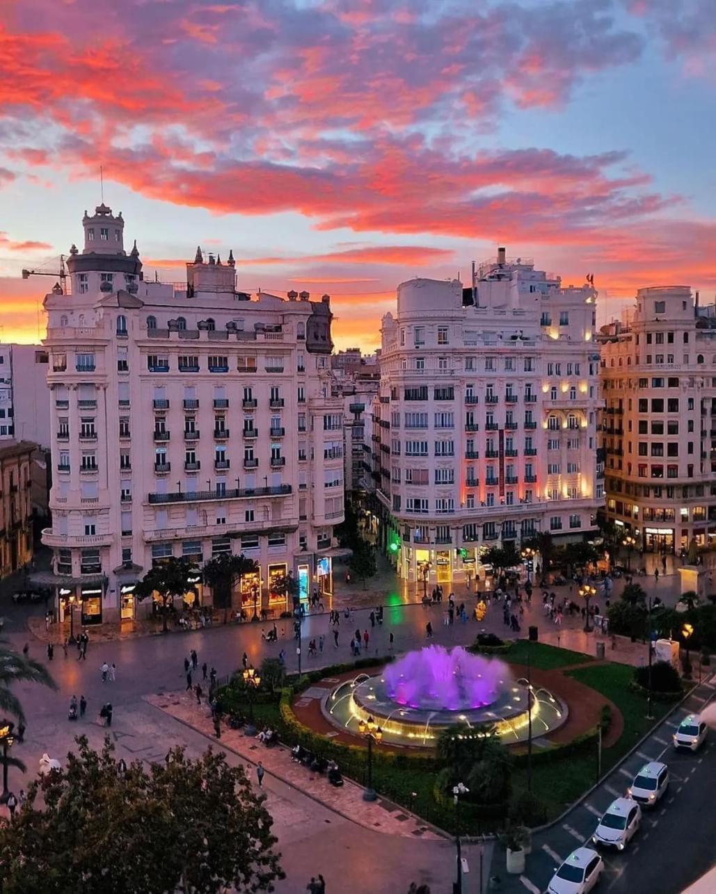 Mirador 1 Del Mercado Central - Habitacion Con Bano Privado En El Centro De La Ciudad Vella Valencia Luaran gambar